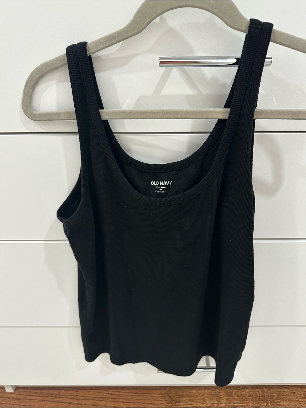 Old Navy Black Ribbed Tank Top Size XL